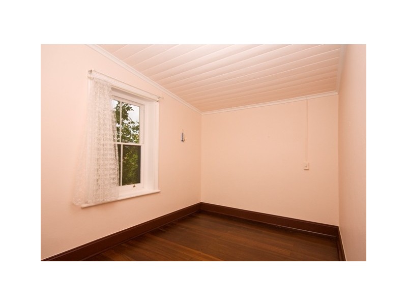 4 Symers Street, Mira Mar WA 6330