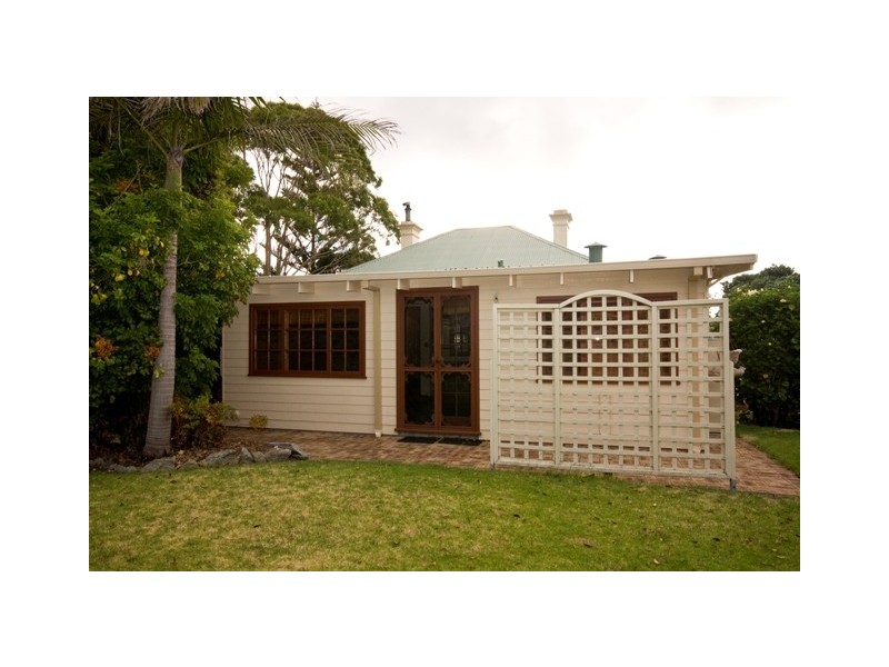 4 Symers Street, Mira Mar WA 6330