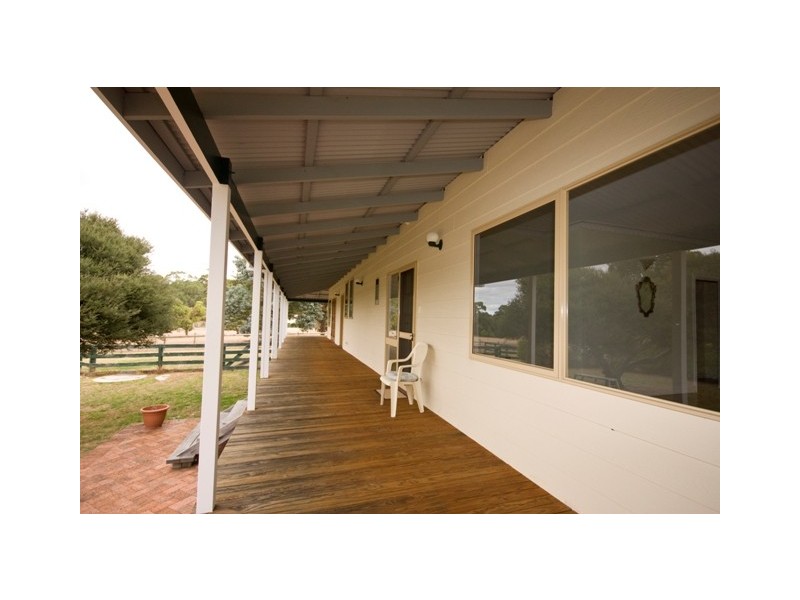 338 Bon Accord Road, Lower King WA 6330