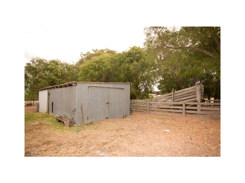 338 Bon Accord Road, Lower King WA 6330