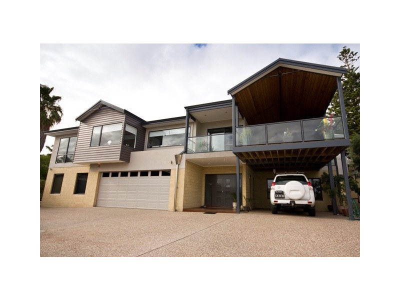 58 Brunswick Road, Port Albany WA 6330