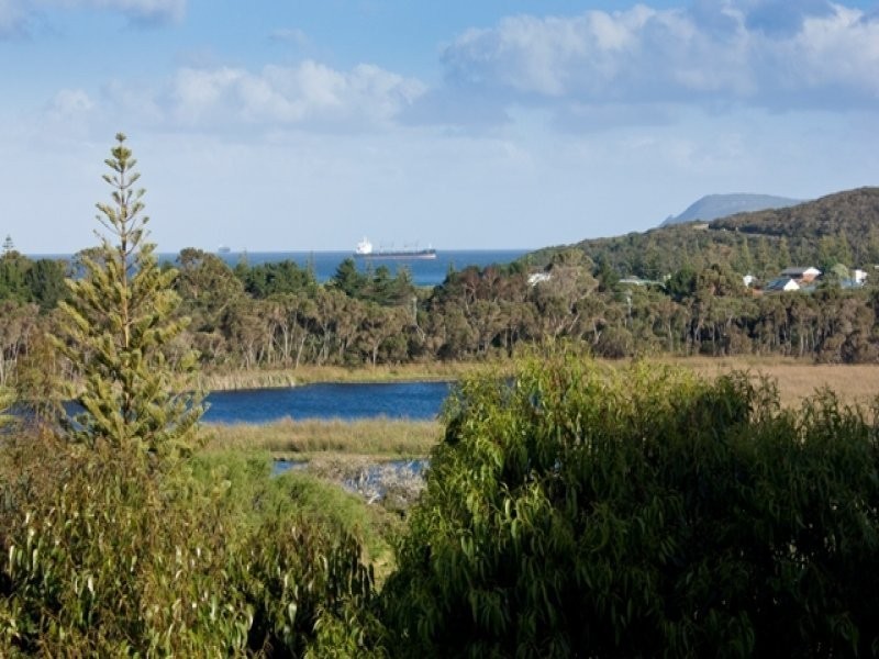 6 Sleeman Avenue, Mira Mar WA 6330