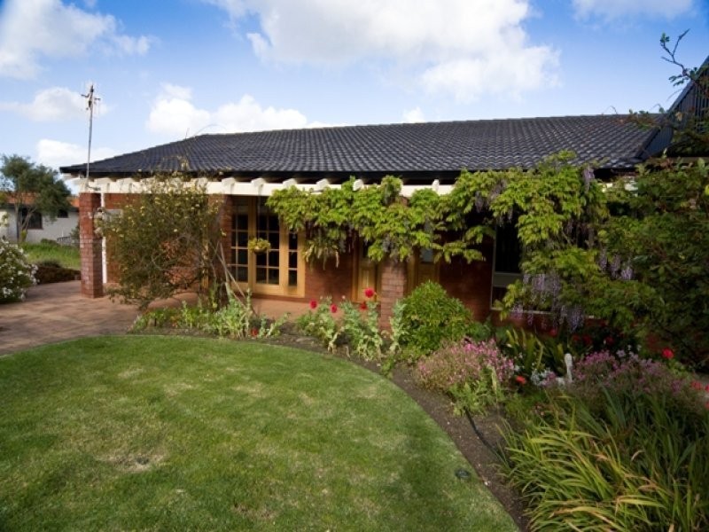 6 Sleeman Avenue, Mira Mar WA 6330