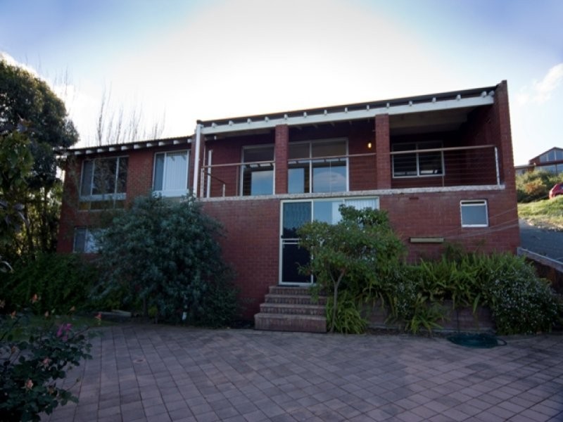 6 Sleeman Avenue, Mira Mar WA 6330