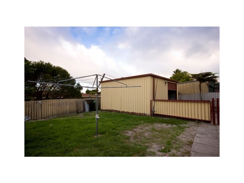 27 Sherwood Drive, Mckail WA 6330