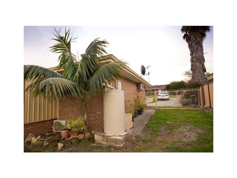 27 Sherwood Drive, Mckail WA 6330