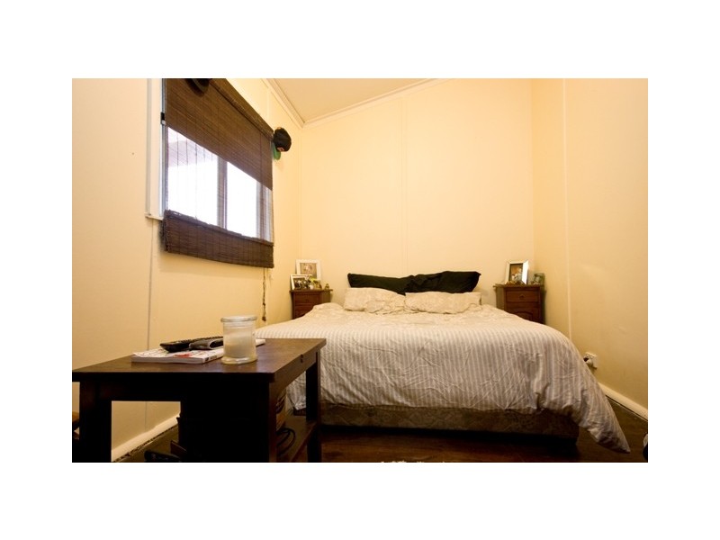 8 Champion Street, Mira Mar WA 6330