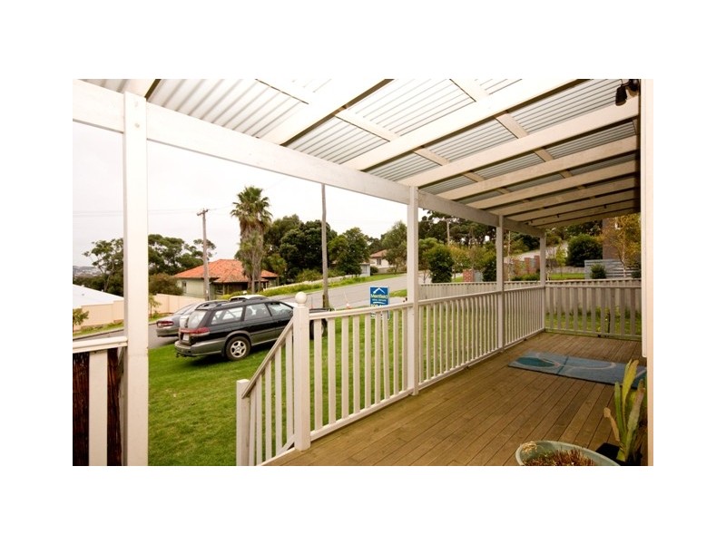 8 Champion Street, Mira Mar WA 6330