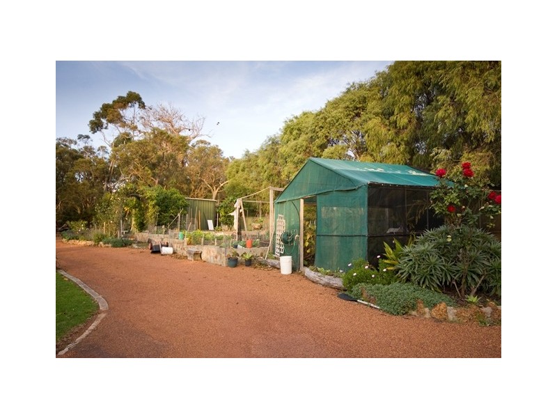 100 Alison Parade, Bayonet Head WA 6330