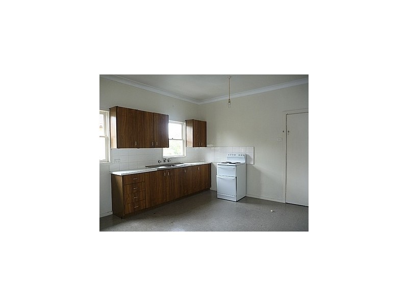 15 MOONA ROAD, Kirrawee NSW 2232