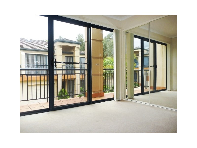 11/4-10 KUMBARDANG AVENUE, Miranda NSW 2228