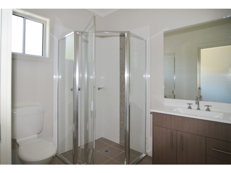 13a  Kenneth Avenue, Kirrawee NSW 2232