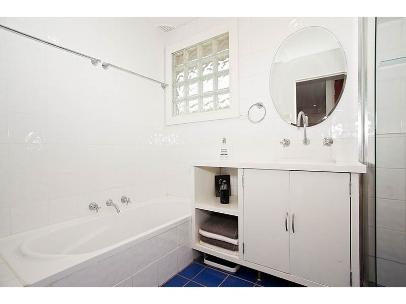 8 Bindea Street (access via Sutherland Rd), Jannali NSW 2226