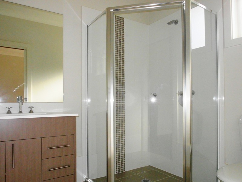 13a Kenneth Avenue, Kirrawee NSW 2232