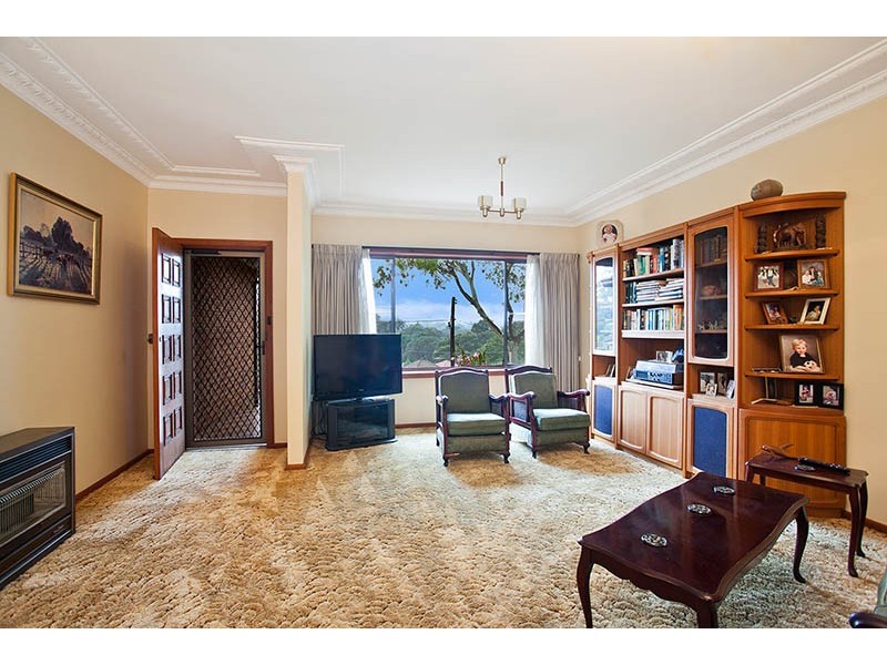 287 Gymea Bay Road, Gymea Bay NSW 2227