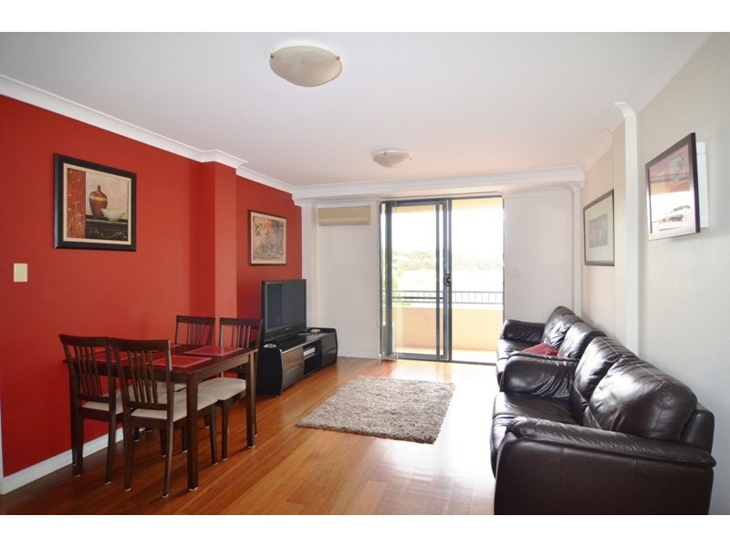 Level 3 10/2-4 Central Road, Miranda NSW 2228