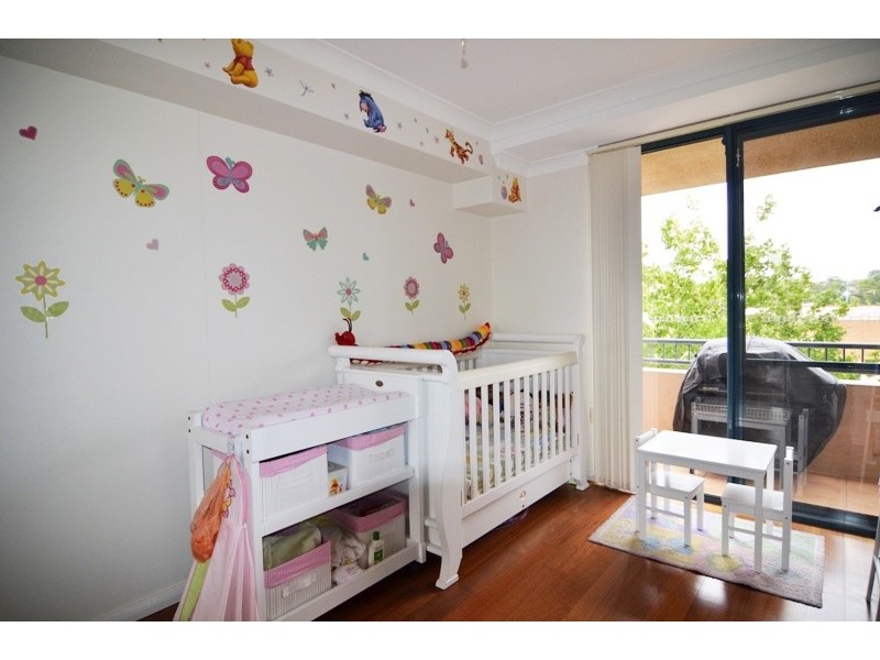 Level 3 10/2-4 Central Road, Miranda NSW 2228