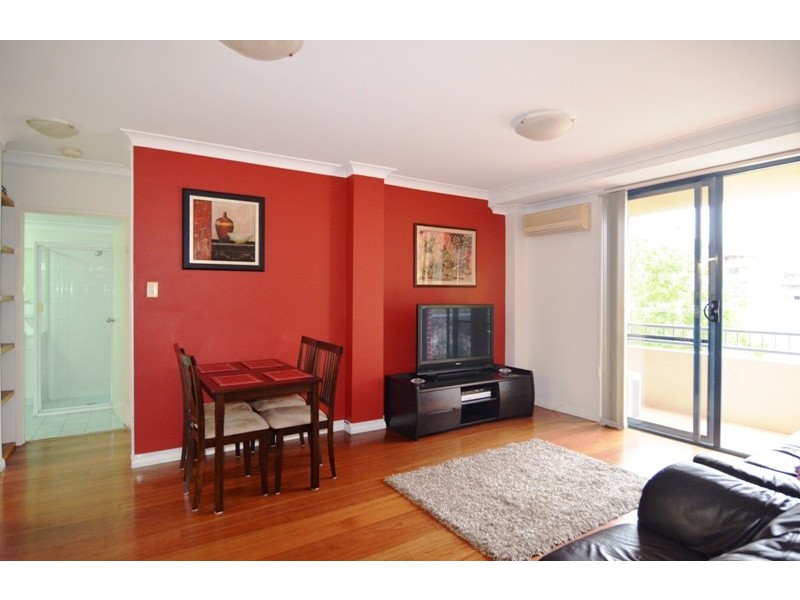 Level 3 10/2-4 Central Road, Miranda NSW 2228