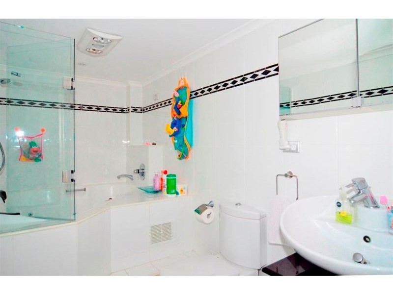 Level 5 22/16-22 Willock Avenue, Miranda NSW 2228