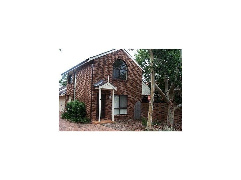 2/297 Port Hacking Road, Miranda NSW 2228