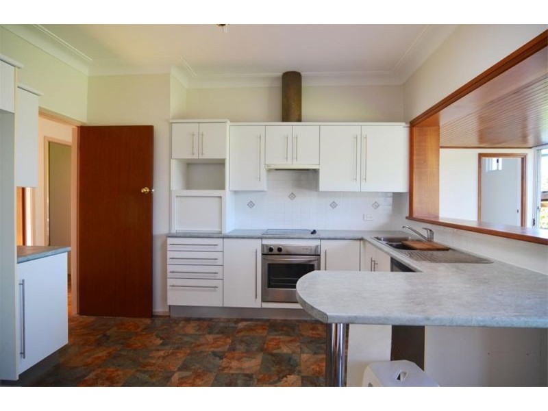 6 Warwick Street, Sylvania NSW 2224