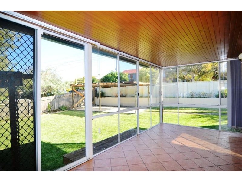 6 Warwick Street, Sylvania NSW 2224