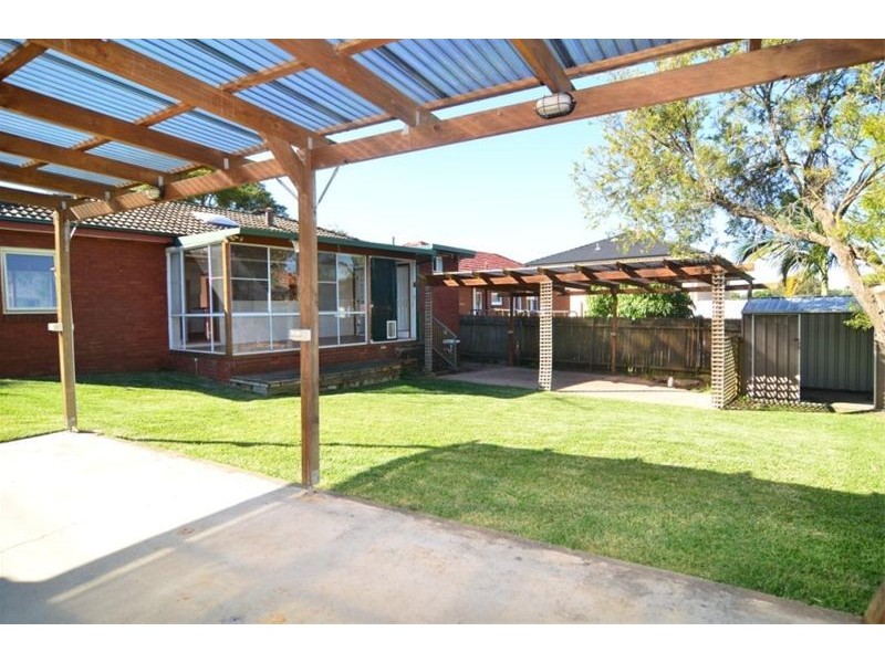 6 Warwick Street, Sylvania NSW 2224