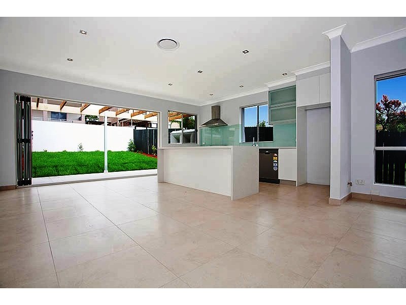 48 Melrose Avenue, Sylvania NSW 2224