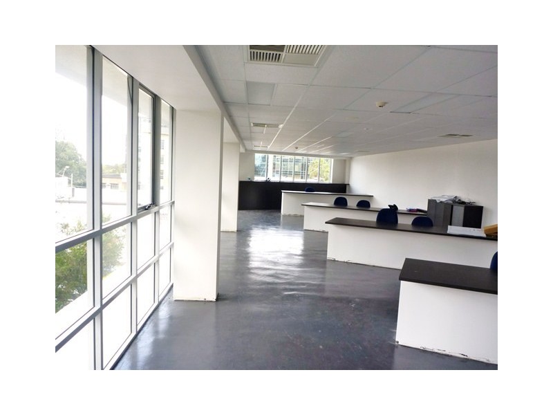 2/4 Hogben, Kogarah NSW 2217