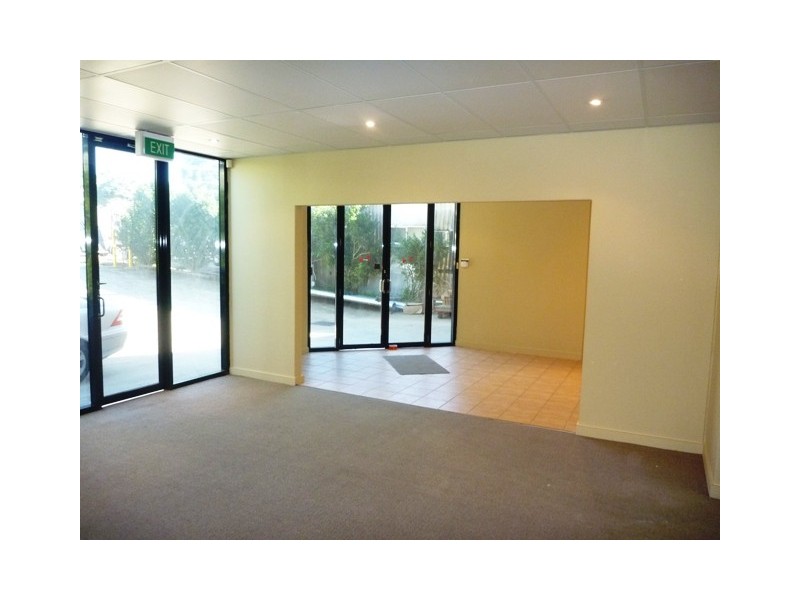 1/ 80 Woodfield  Boulevarde, Caringbah NSW 2229