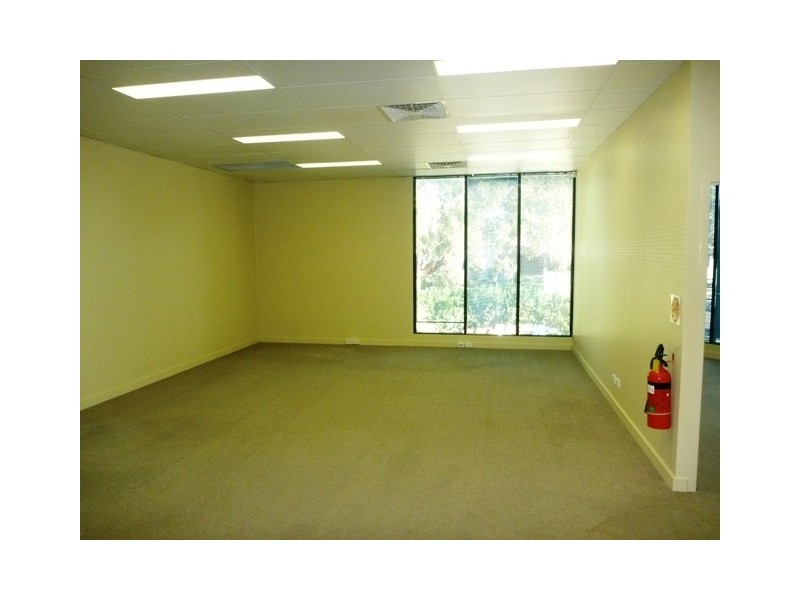 1/ 80 Woodfield  Boulevarde, Caringbah NSW 2229
