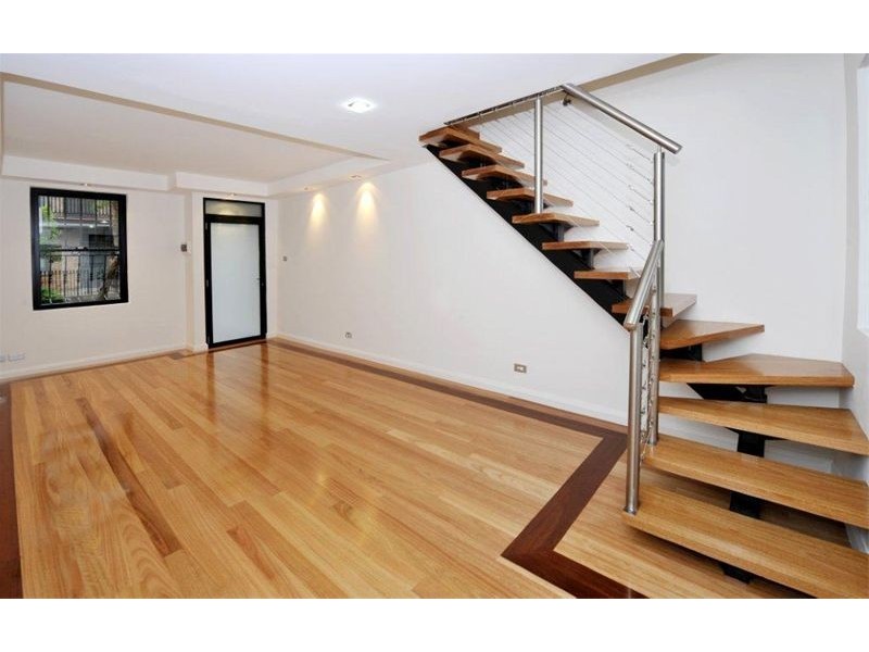 30 Denham Street, Surry Hills NSW 2010