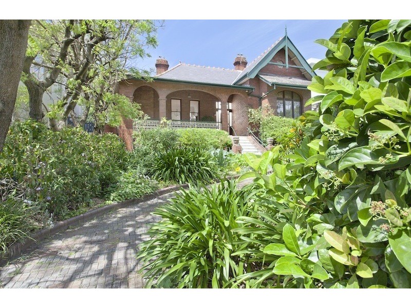 5 Robertson Road, Centennial Park NSW 2021