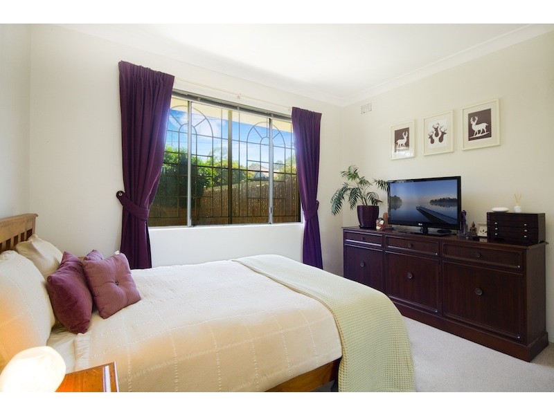 2/22 Bayley Street, Marrickville NSW 2204