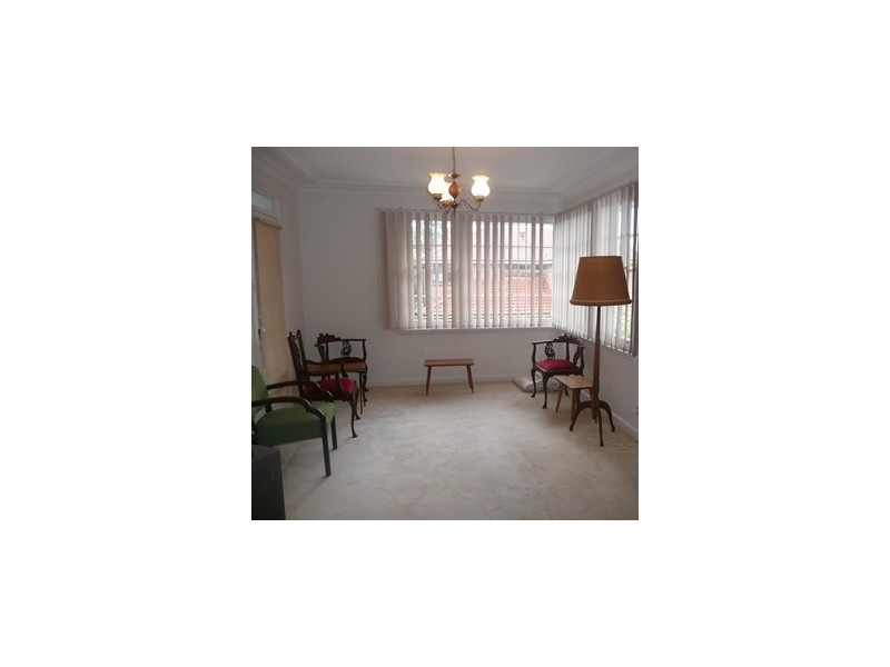 10 Arrunga Avenue, Roseville NSW 2069