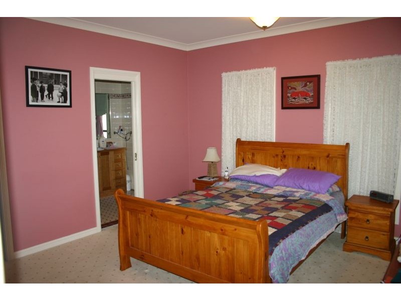 1a Peter Pan Avenue, Wallacia NSW 2745