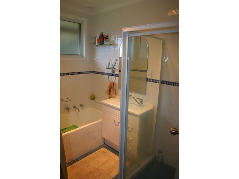 Wallacia NSW 2745