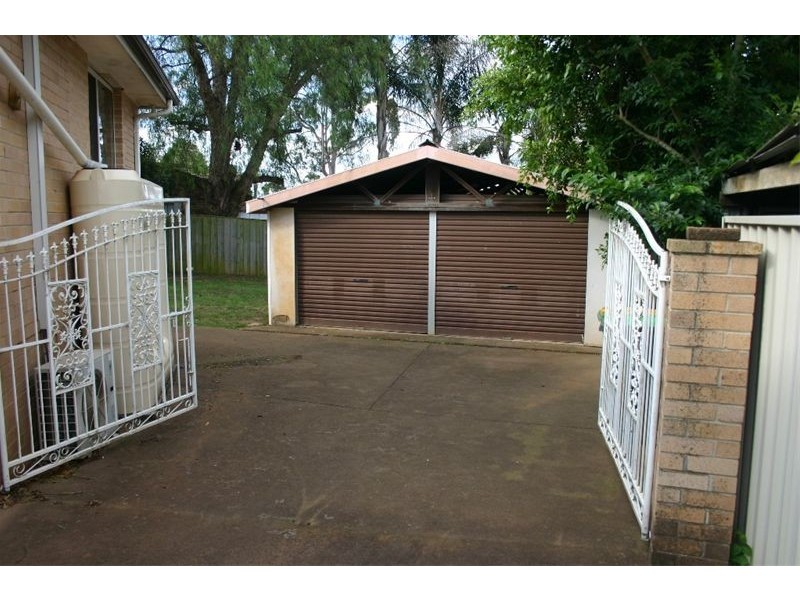 Wallacia NSW 2745