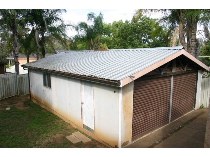 Wallacia NSW 2745