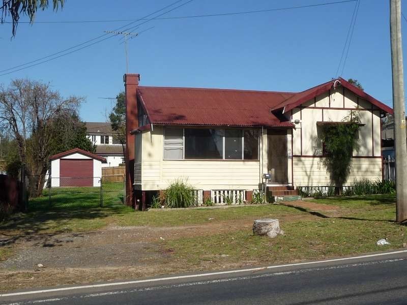 24 Park Road, Wallacia NSW 2745