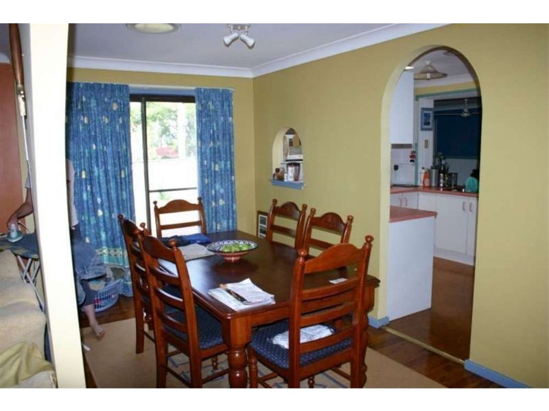 2 Byron Ave, Wallacia NSW 2745