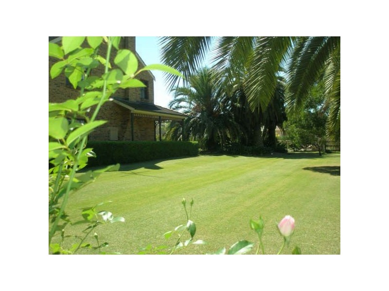 Wallacia NSW 2745