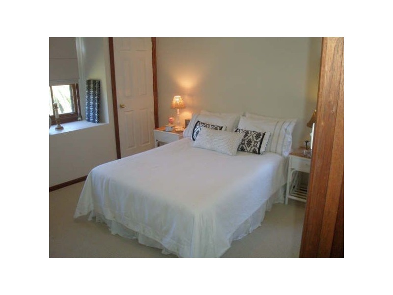Wallacia NSW 2745