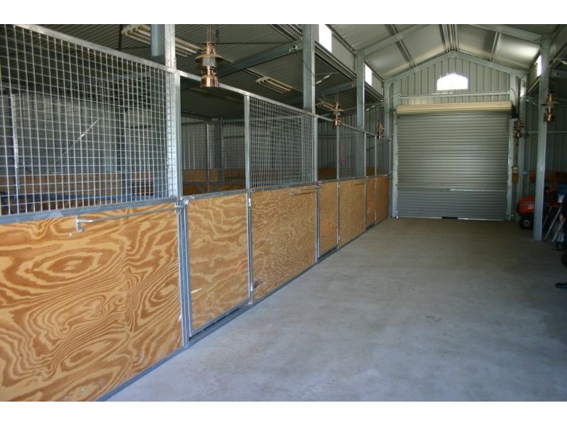 585  Bents Basin Road, Wallacia NSW 2745