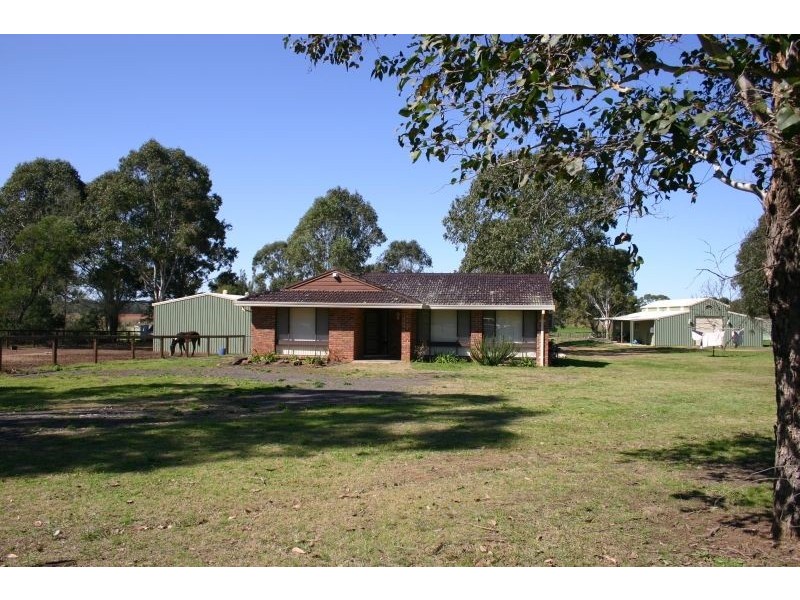 585  Bents Basin Road, Wallacia NSW 2745