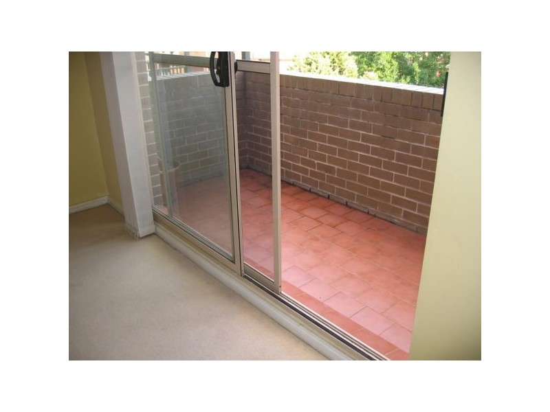 47/100  Terminus St, Liverpool NSW 2170