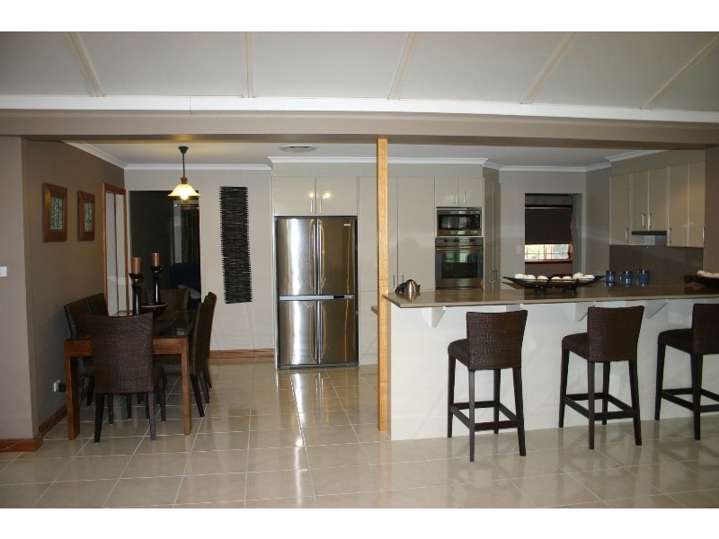 2  Glenmore Place, South Penrith NSW 2750