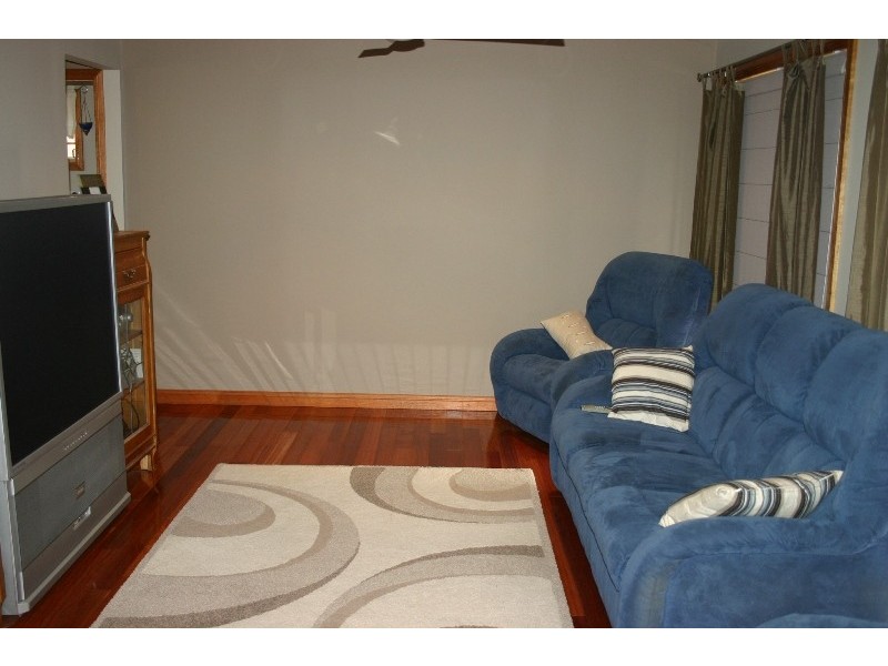 2  Glenmore Place, South Penrith NSW 2750