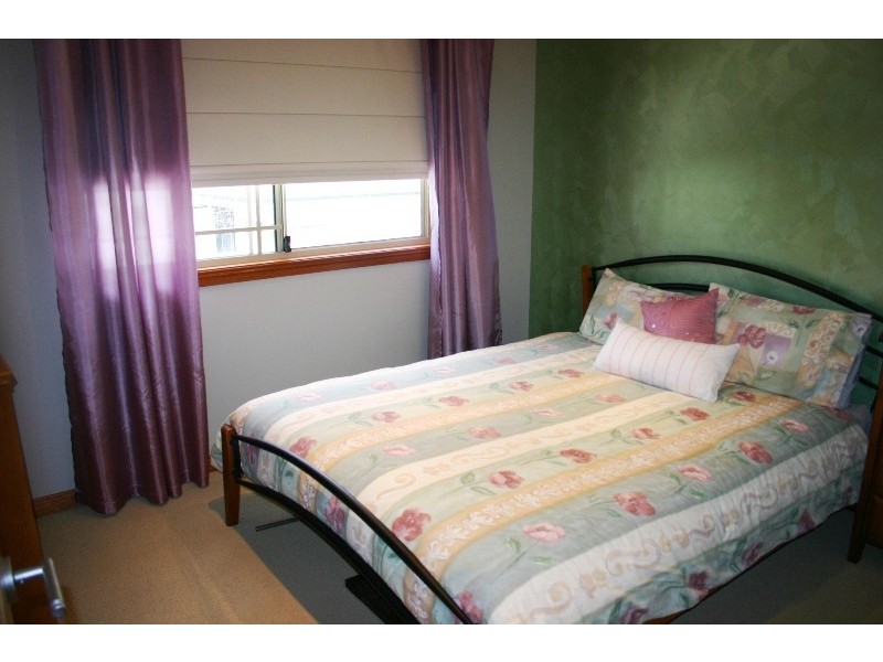 2  Glenmore Place, South Penrith NSW 2750