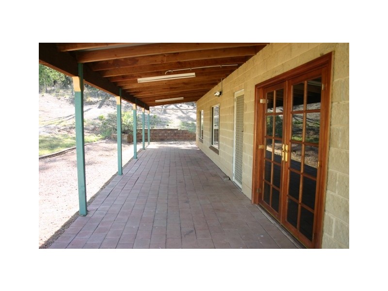 640  Bents Basin Road, Wallacia NSW 2745